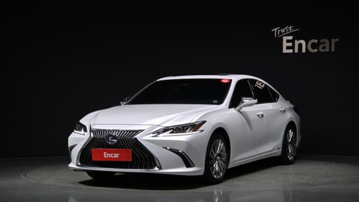 2021 LEXUS ES