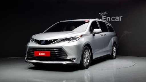 2022 TOYOTA Sienna