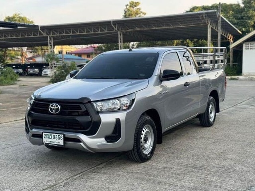 2020 TOYOTA Hilux