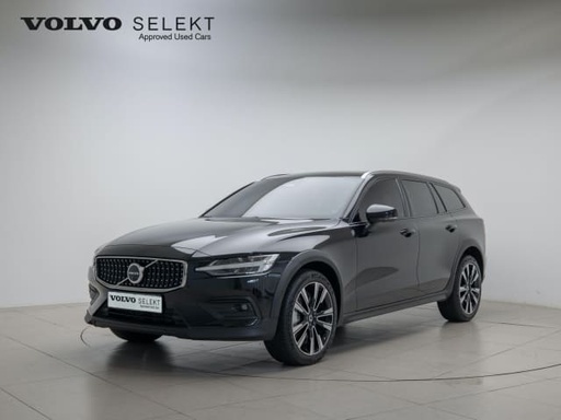 2024 VOLVO V60