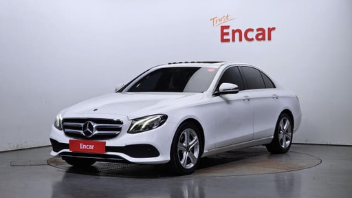 2018 MERCEDES-BENZ E-Class