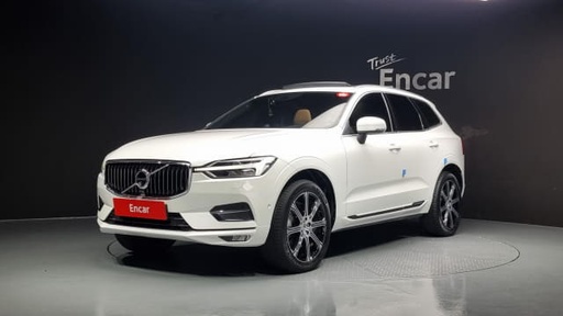 2020 VOLVO XC60