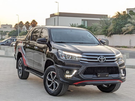 2018 TOYOTA Hilux