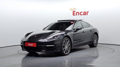 2018 Porsche Panamera
