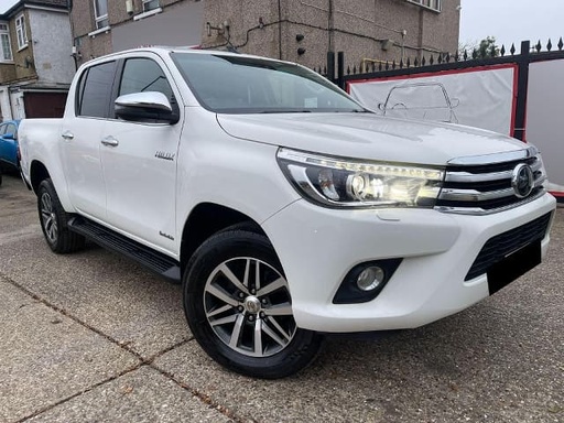 2018 TOYOTA Hilux