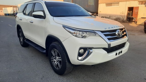 2019 TOYOTA Fortuner