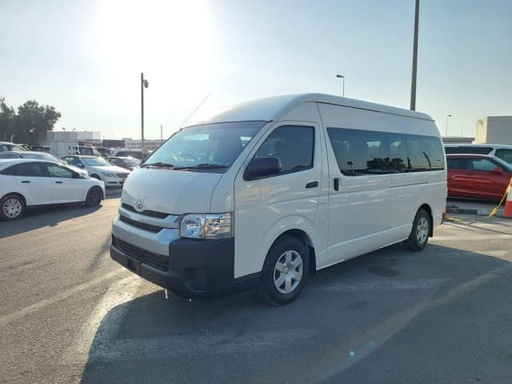 2018 TOYOTA Hiace Commuter