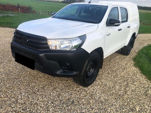 2016 TOYOTA Hilux