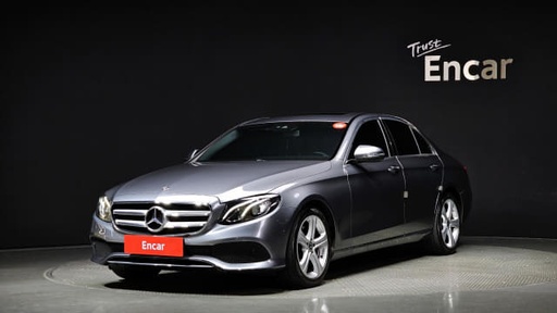 2018 MERCEDES-BENZ E-Class