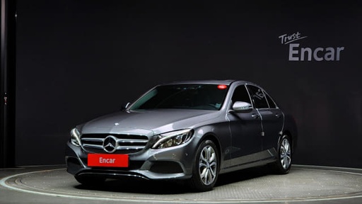 2017 MERCEDES-BENZ C-Class