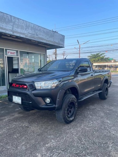 2019 TOYOTA Hilux