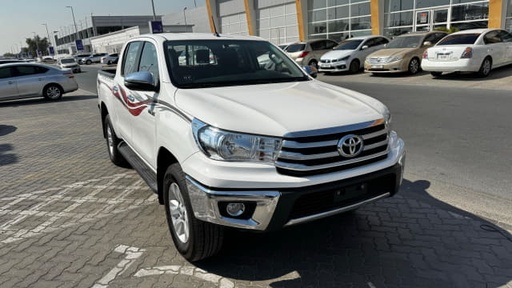 2020 TOYOTA Hilux