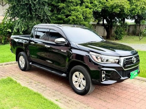 2018 TOYOTA Hilux