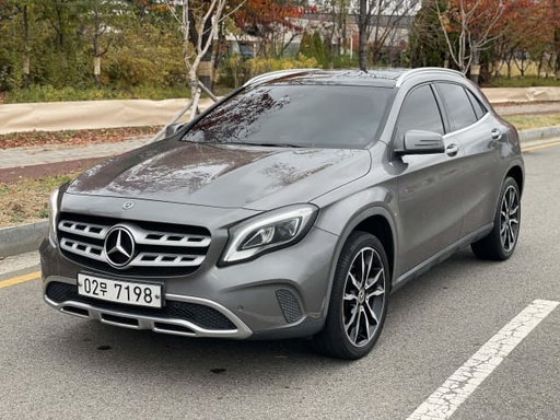 2018 MERCEDES-BENZ GLA-Class