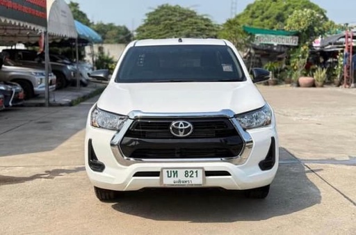 2023 TOYOTA Hilux