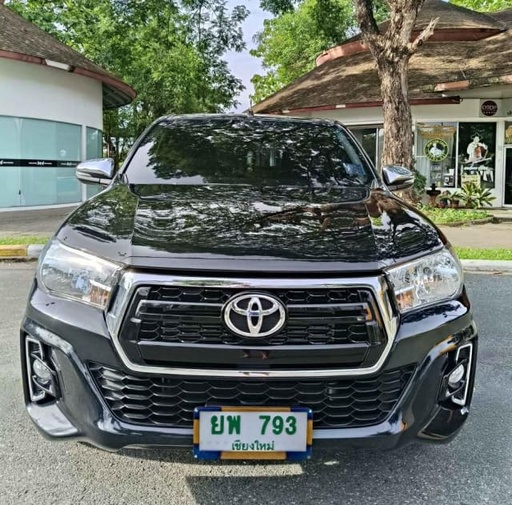 2019 TOYOTA Hilux