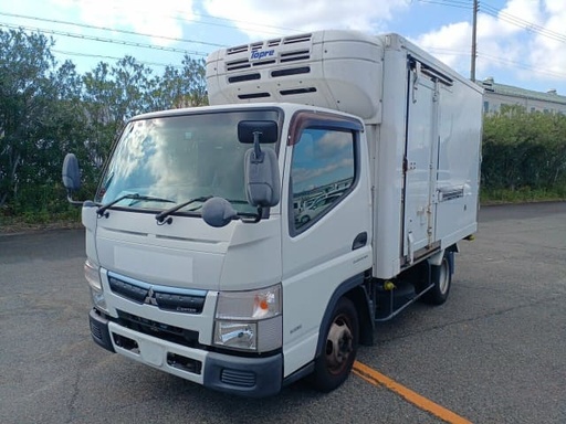 2017 MITSUBISHI Canter