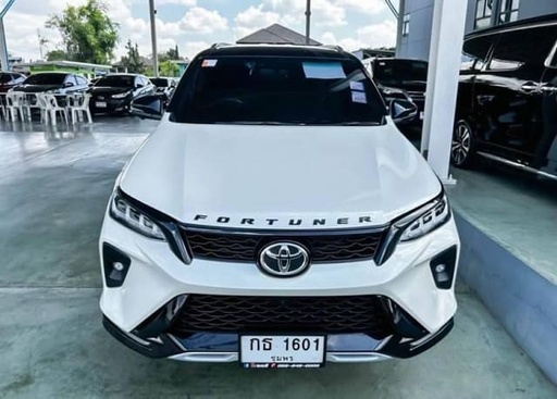 2022 TOYOTA Fortuner