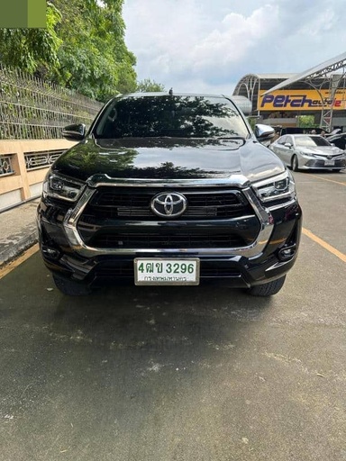 2022 TOYOTA Hilux