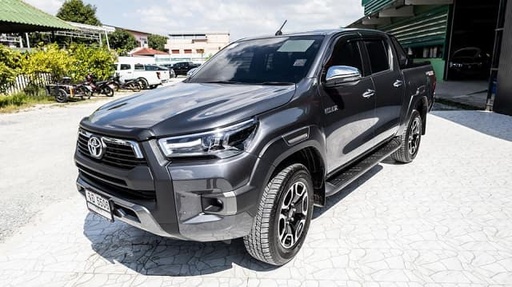 2022 TOYOTA Hilux