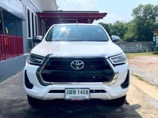 2022 TOYOTA Hilux