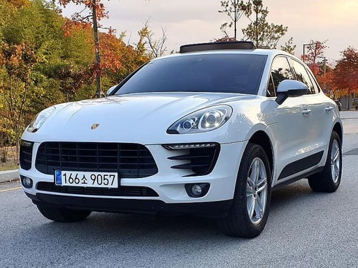 2018 Porsche MACAN