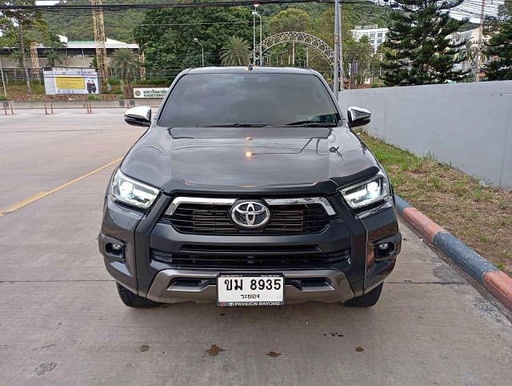 2022 TOYOTA Hilux