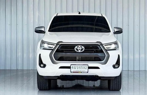 2021 TOYOTA Hilux