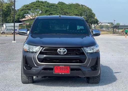 2017 TOYOTA Hilux