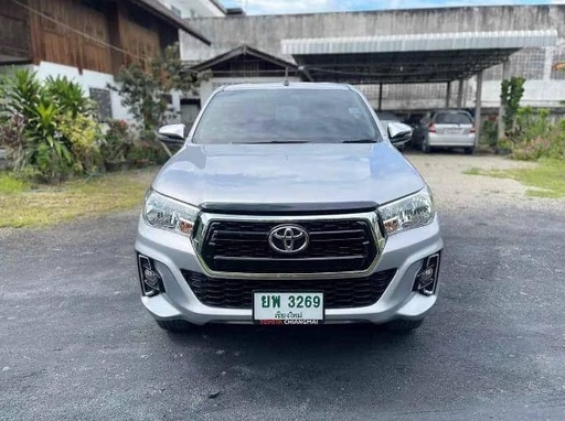 2018 TOYOTA Hilux