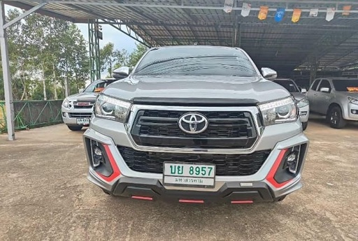 2017 TOYOTA Hilux