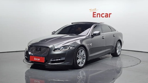 2018 JAGUAR XJ Series