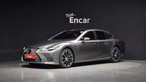 2022 LEXUS LS