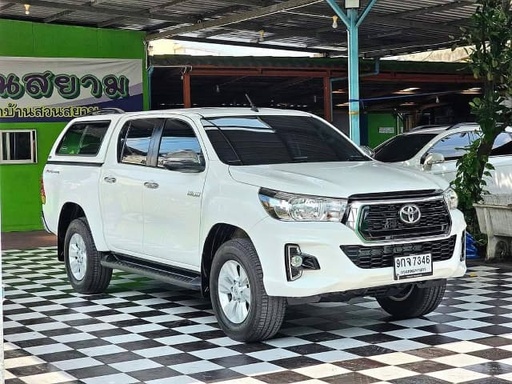 2019 TOYOTA Hilux