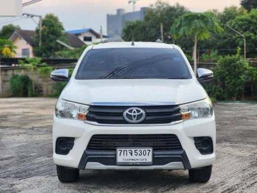 2017 TOYOTA Hilux