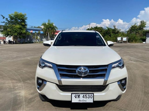 2018 TOYOTA Fortuner