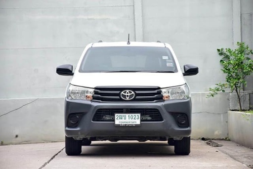 2017 TOYOTA Hilux, 