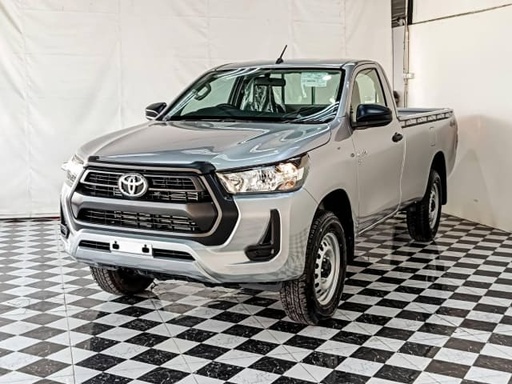 2024 TOYOTA Hilux