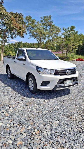 2019 TOYOTA Hilux