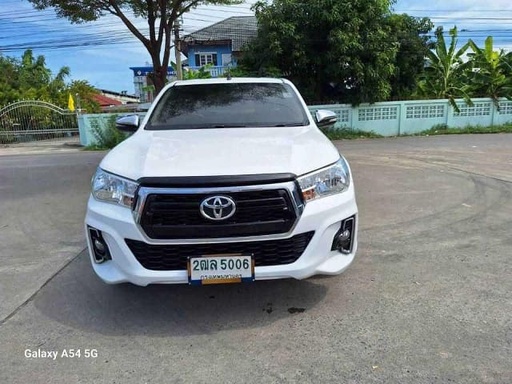 2019 TOYOTA Hilux