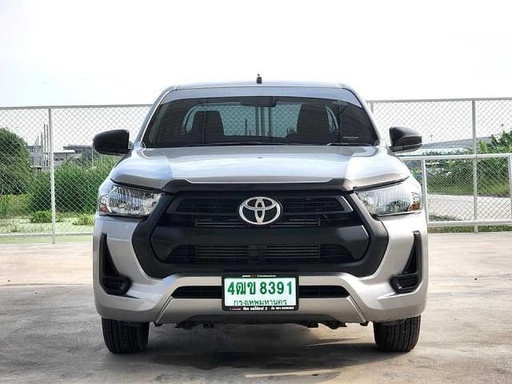 2020 TOYOTA Hilux