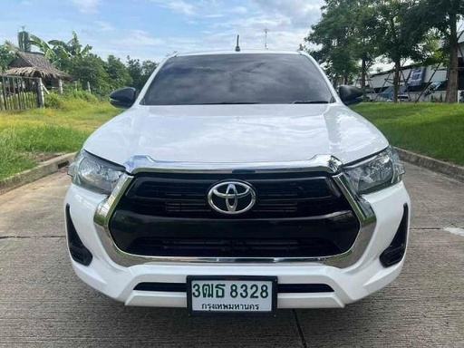 2022 TOYOTA Hilux