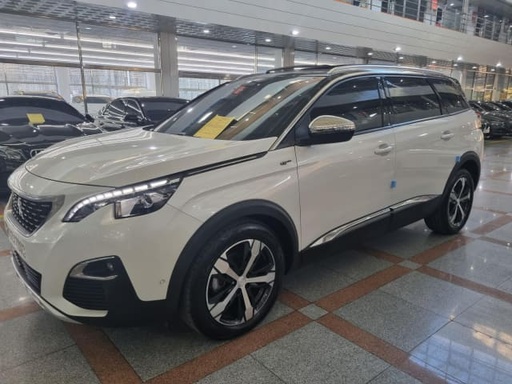 2020 PEUGEOT 5008