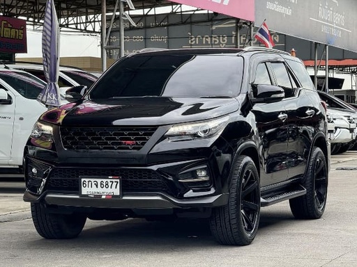 2017 TOYOTA Fortuner, 