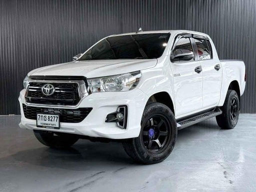 2018 TOYOTA Hilux