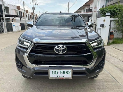 2022 TOYOTA Hilux