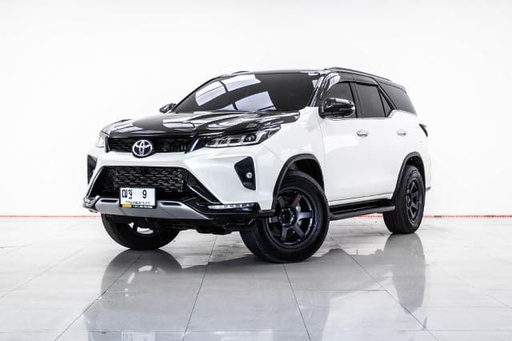 2021 TOYOTA Fortuner