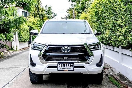 2022 TOYOTA Hilux