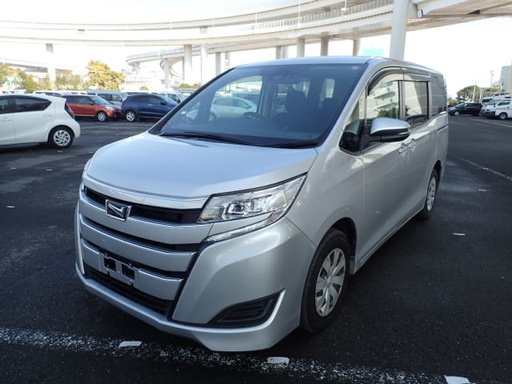 2020 TOYOTA Noah