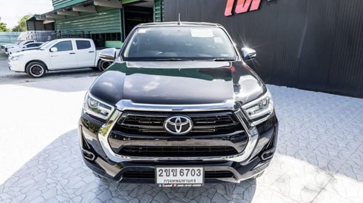 2021 TOYOTA Hilux